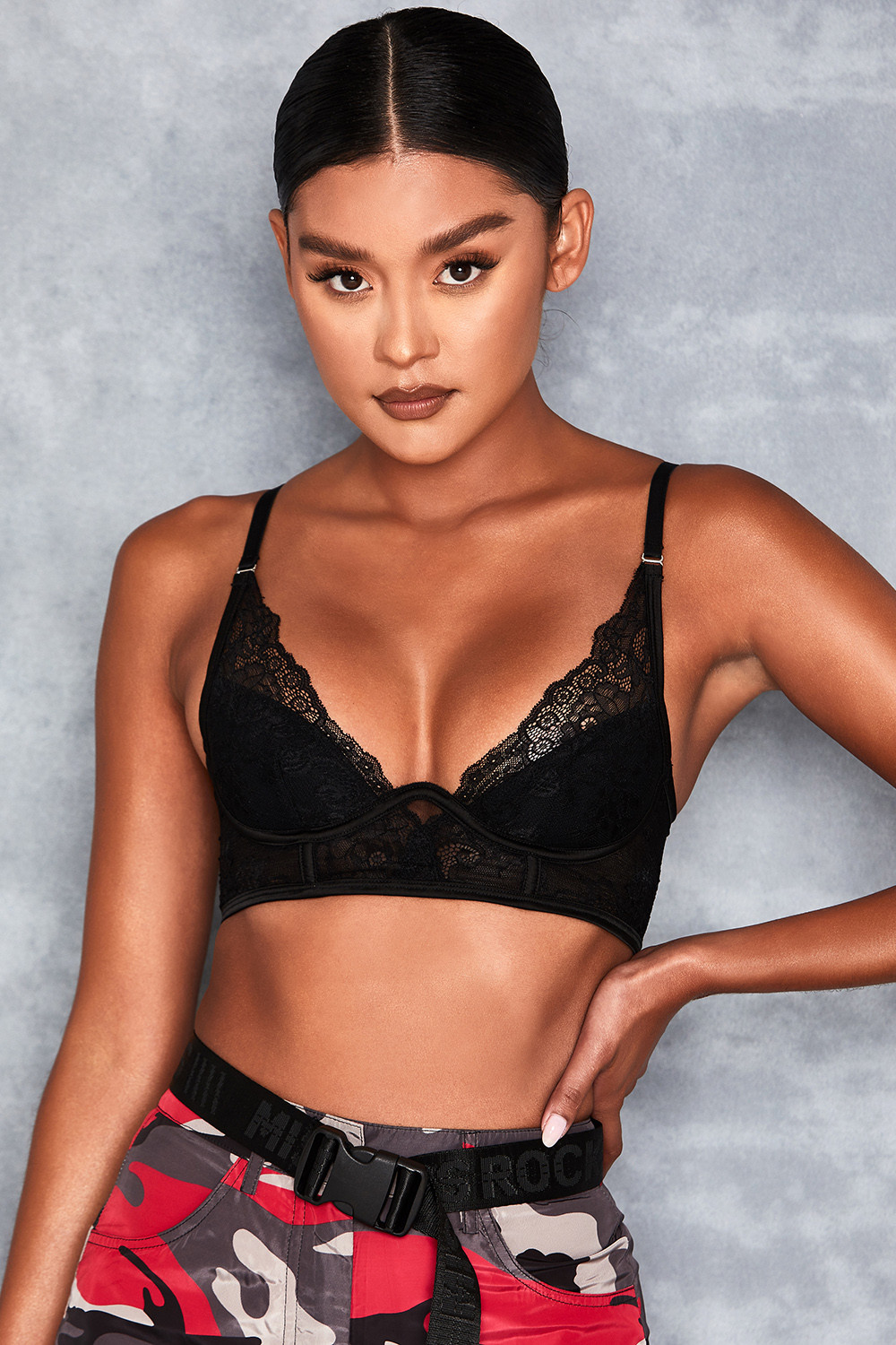 black bustier bralette